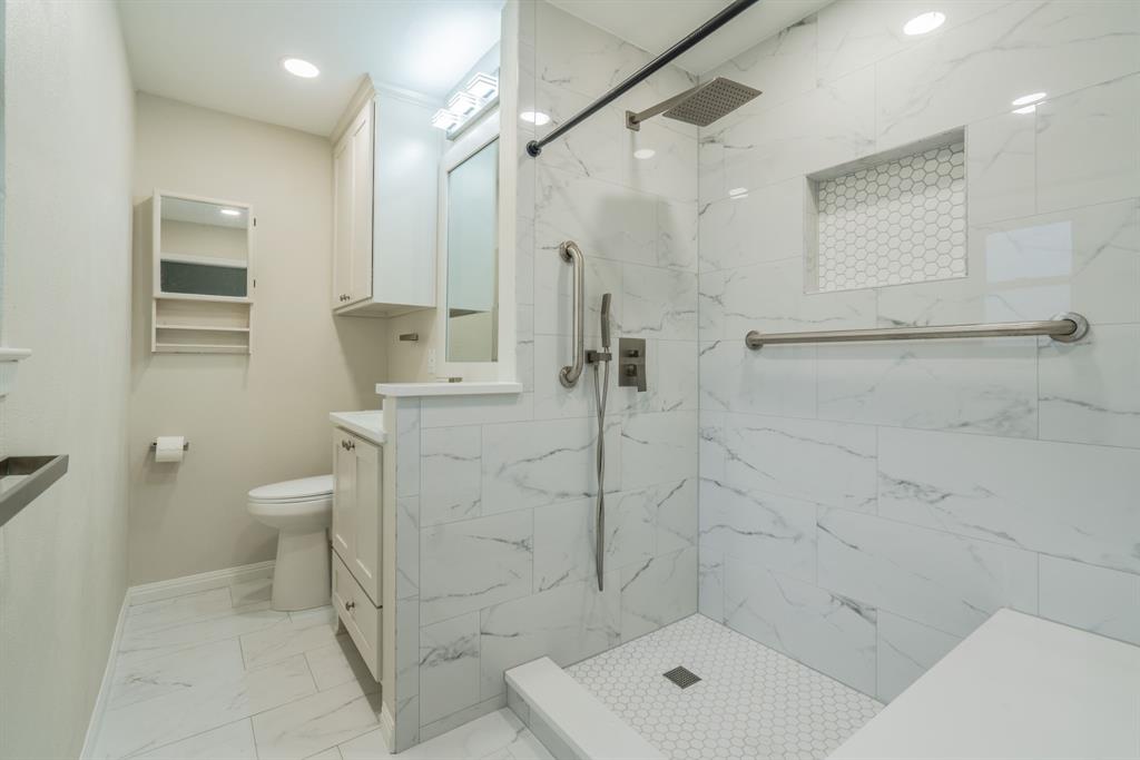1105 Belle Street Property Photo 10