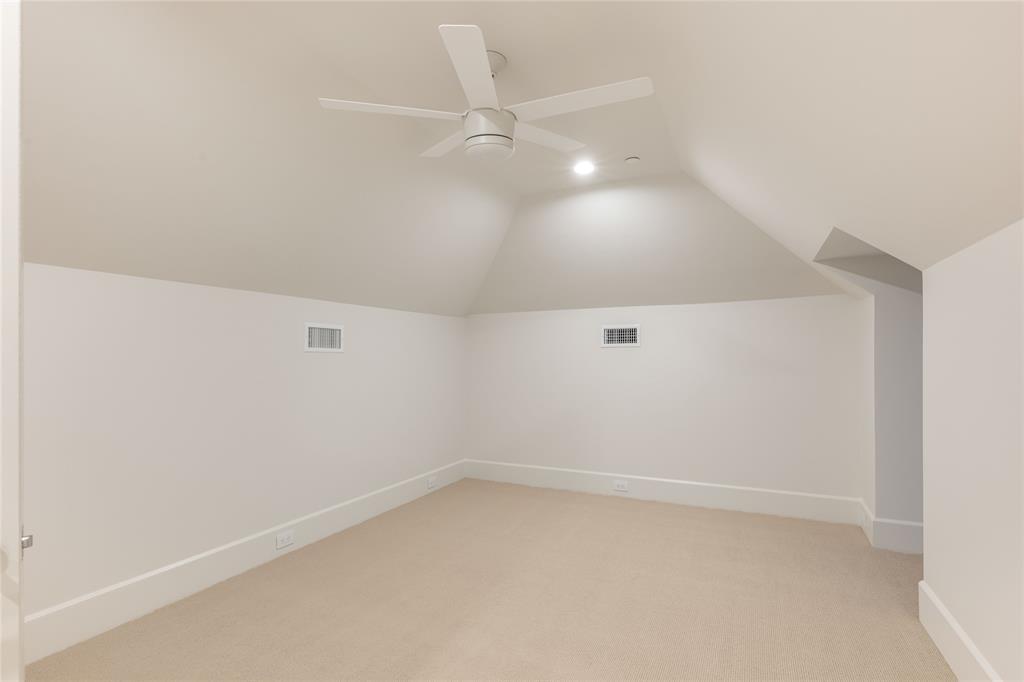 3106 Cornell Avenue Property Photo 35
