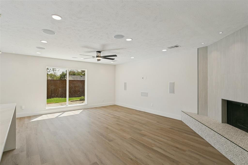 540 Hanover Drive Property Photo 5