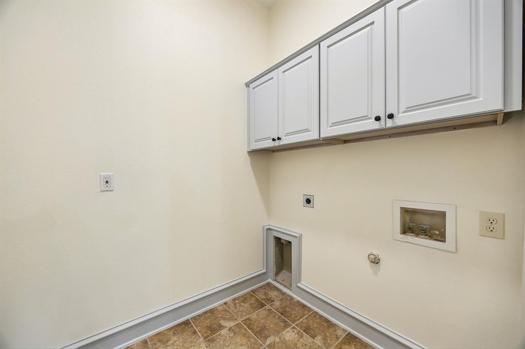 301 Watermere Drive 222 Property Photo 20