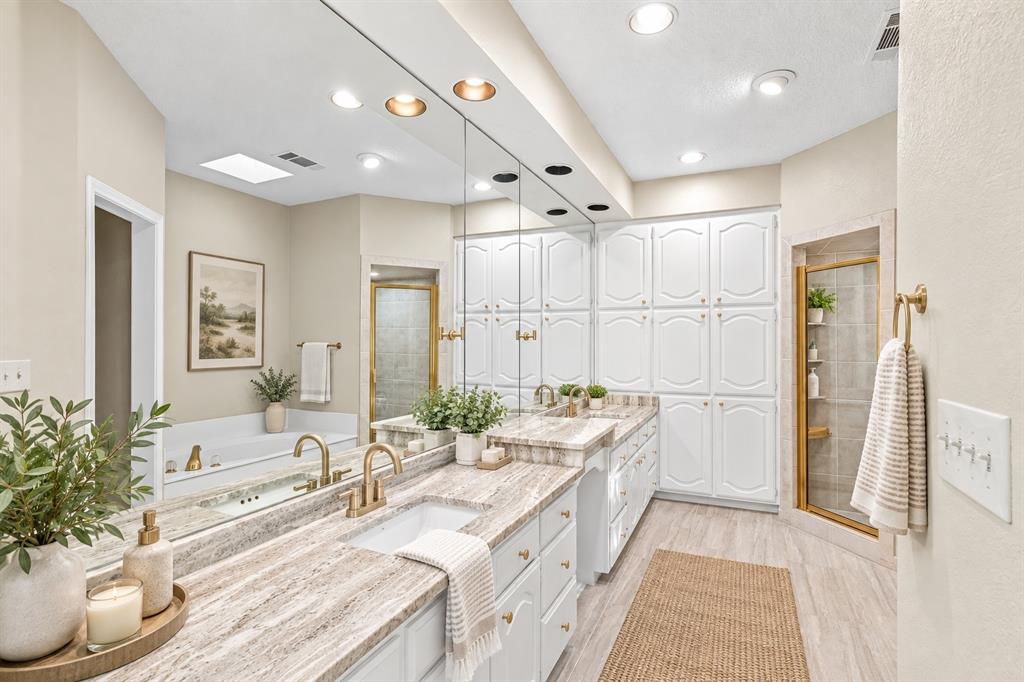 6816 Riverridge Road Property Photo 10