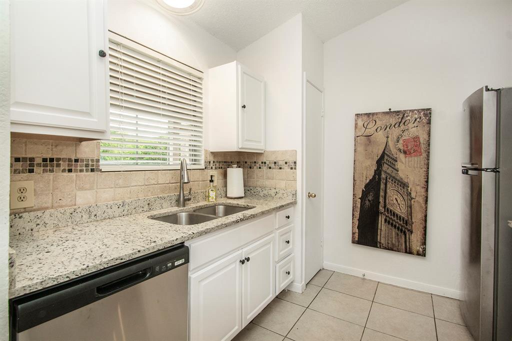 2500 E Park Boulevard W3 Property Photo 5