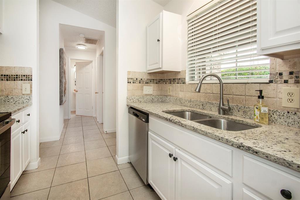 2500 E Park Boulevard W3 Property Photo 6