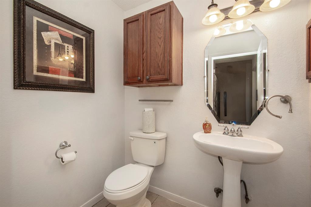 2500 E Park Boulevard W3 Property Photo 13