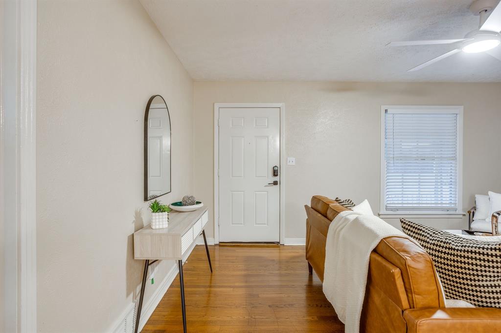 3500 Corto Avenue Property Photo 3