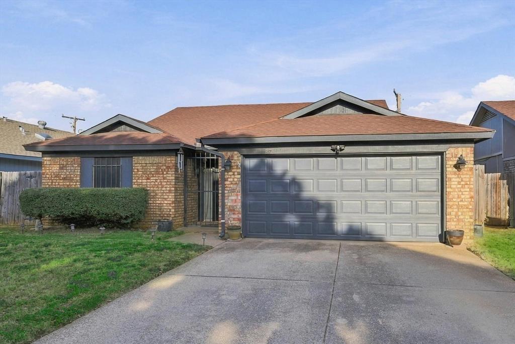 617 Cross Ridge Circle Property Photo 1