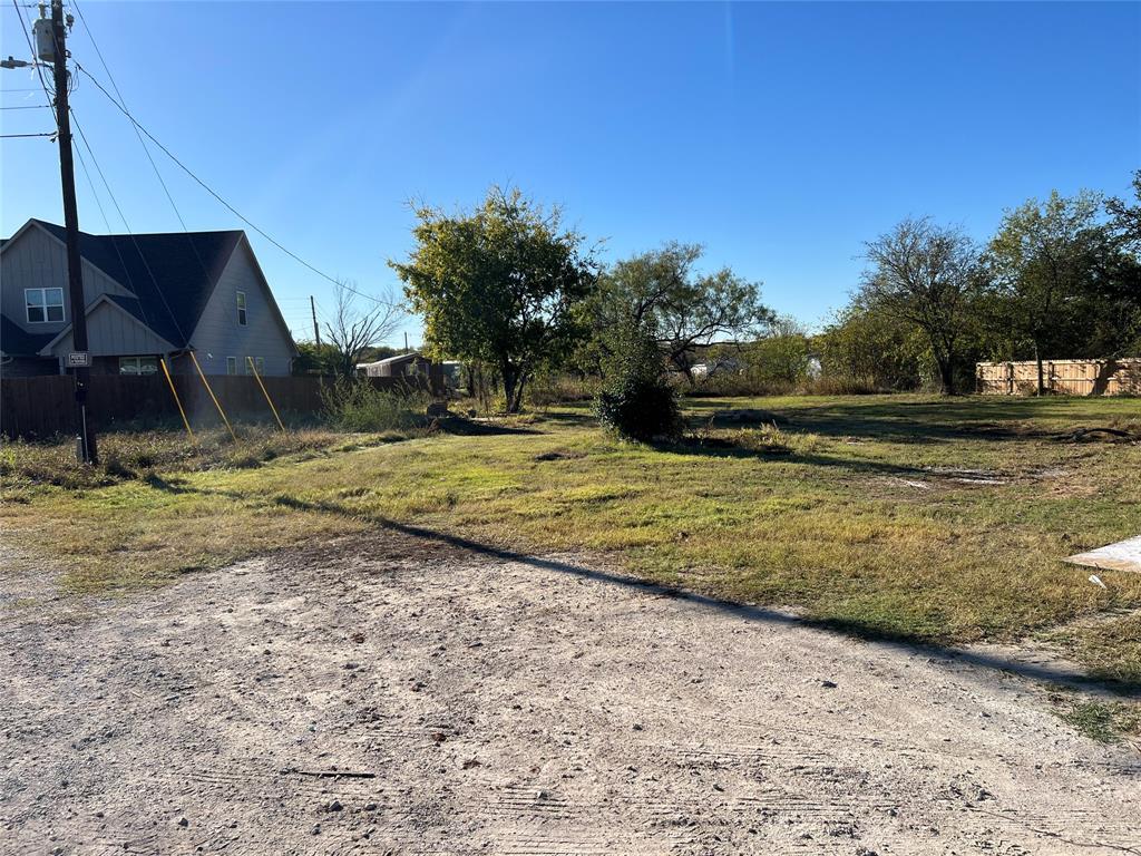 5601 Belaire Circle Property Photo 6