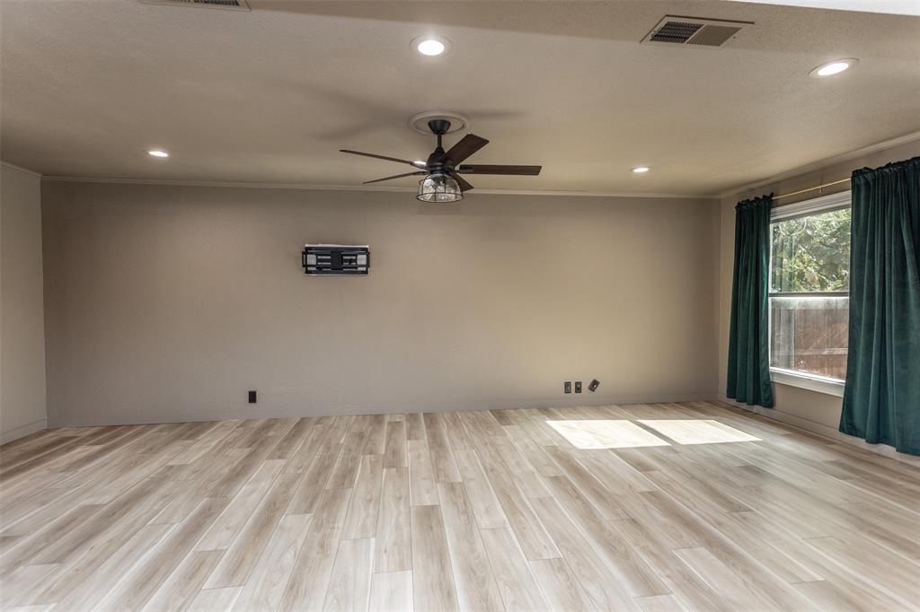 1206 N Morris Street Property Photo 6