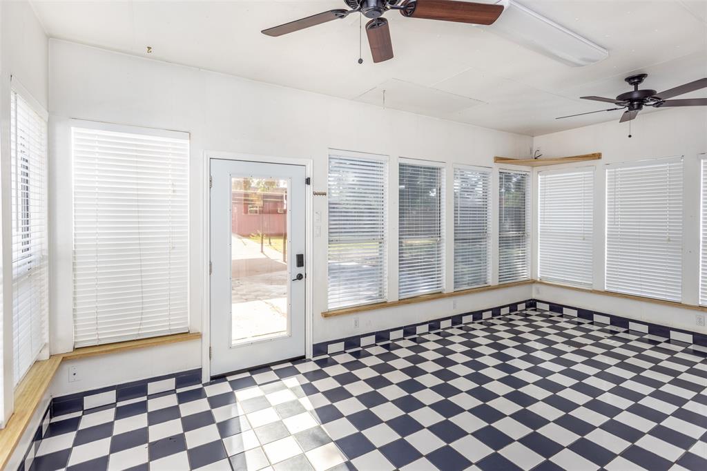 1206 N Morris Street Property Photo 28