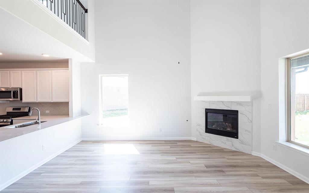 16905 Flagstone Drive Property Photo 2