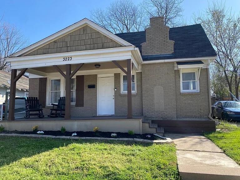 3223 Stanley Avenue Property Photo 1