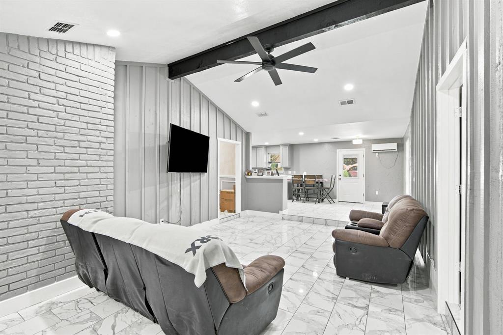 460 S Fm-55 Property Photo 2