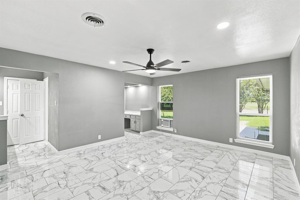 460 S Fm-55 Property Photo 10