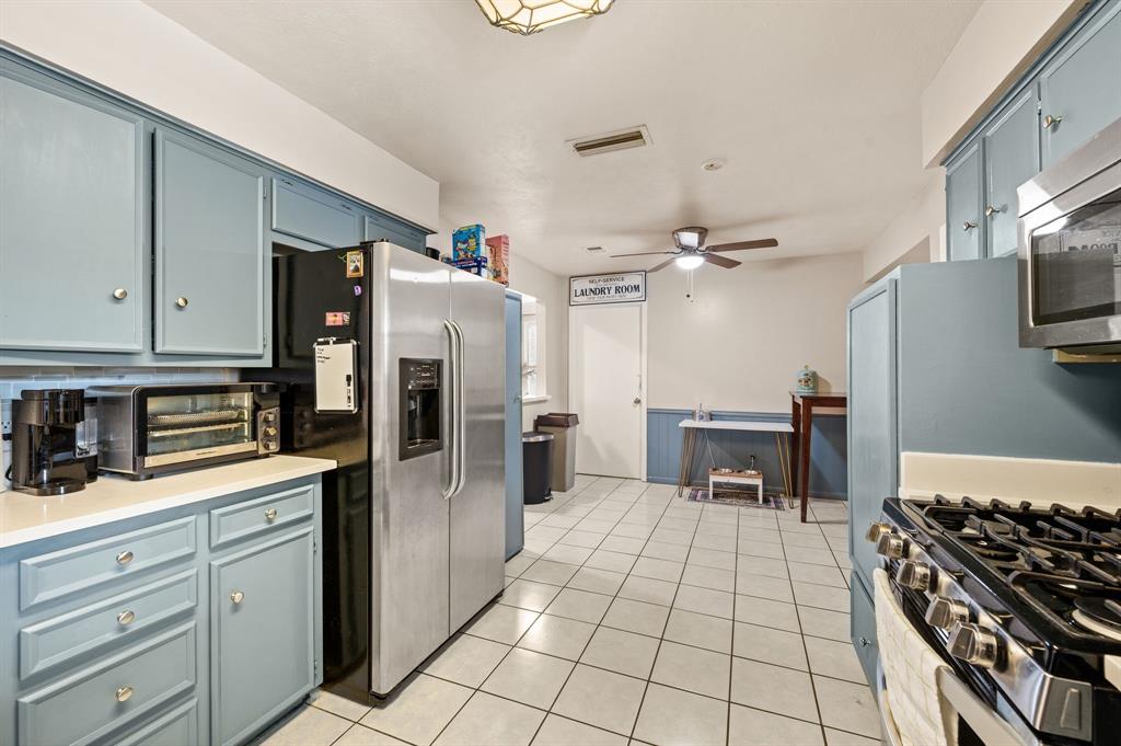 2405 Ridgewood Drive Property Photo 6