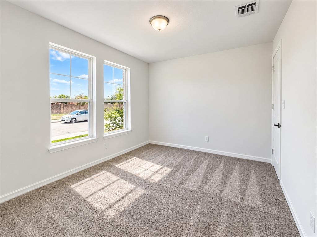 4708 Craymore Road Property Photo 3
