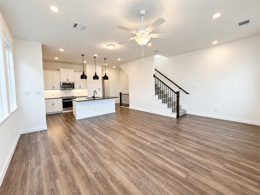 4708 Craymore Road Property Photo 4