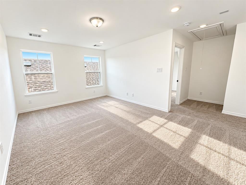 4708 Craymore Road Property Photo 8