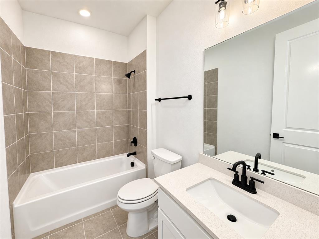 4708 Craymore Road Property Photo 9