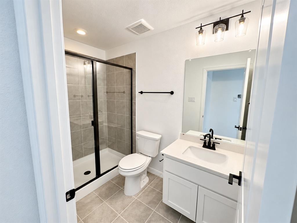 4708 Craymore Road Property Photo 11
