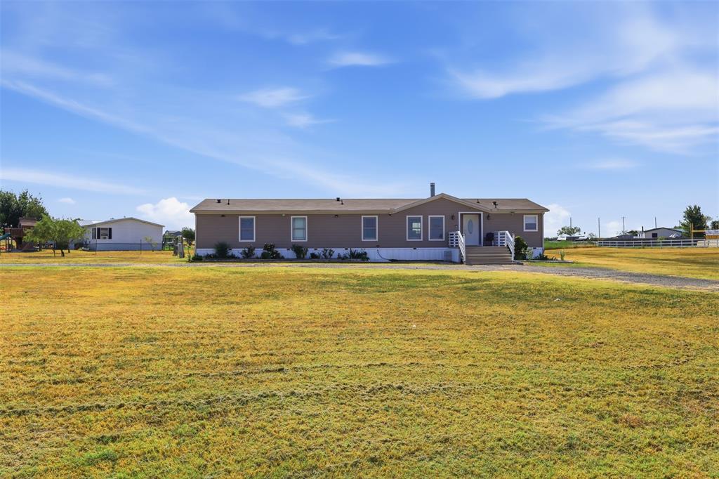 5812 Black Springs Lane Property Photo 3