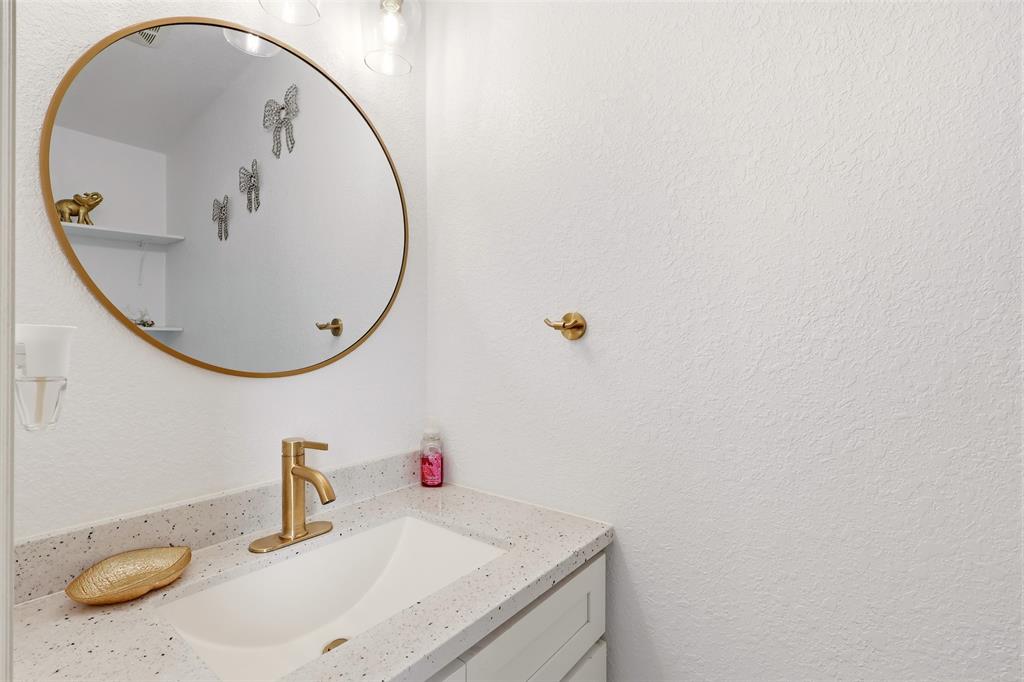 5812 Black Springs Lane Property Photo 8