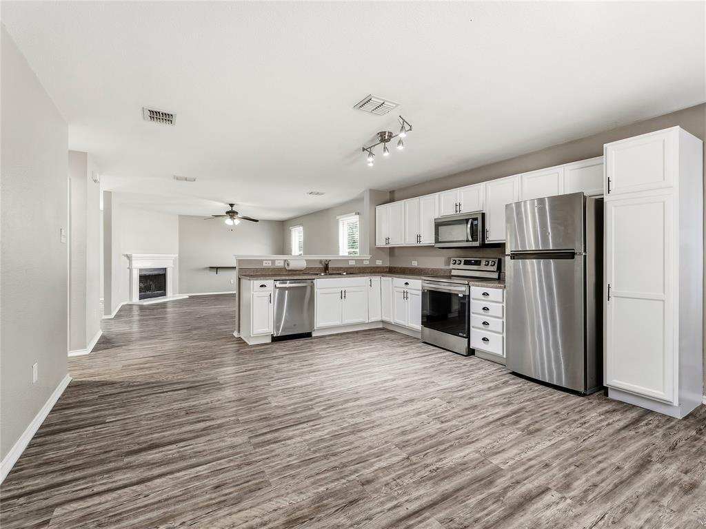 1122 Antoinette Drive Property Photo 11