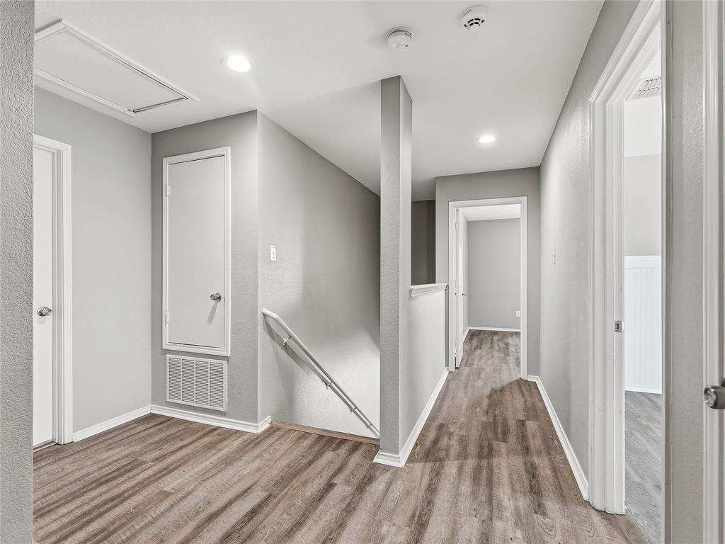 1122 Antoinette Drive Property Photo 14