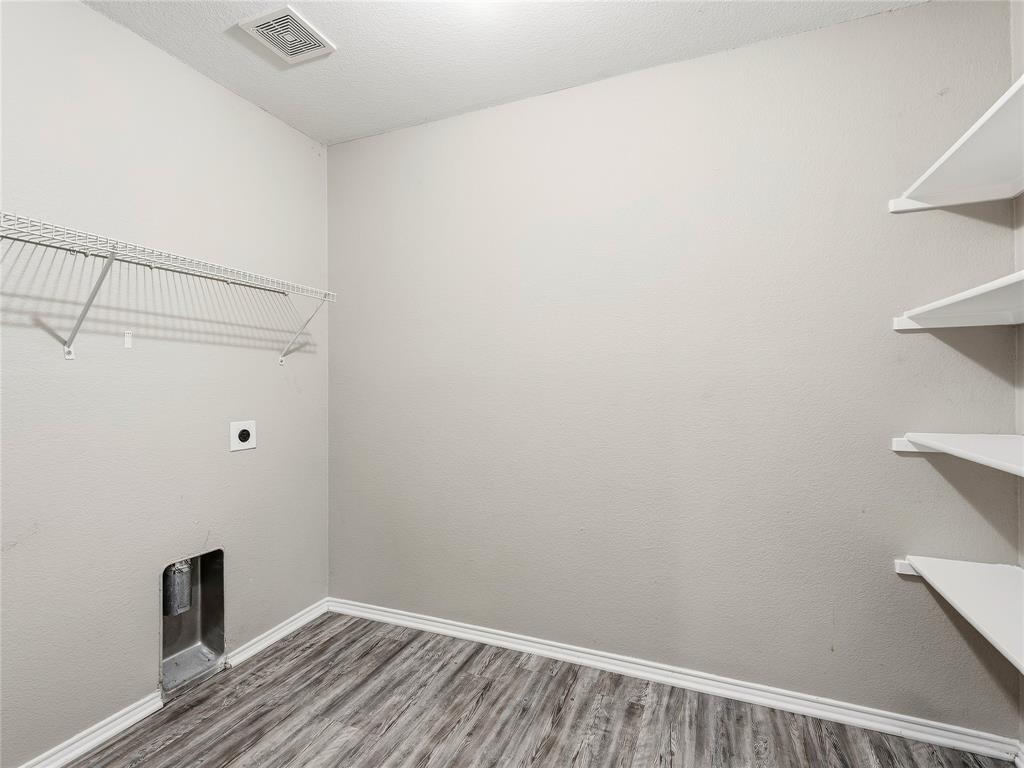 1122 Antoinette Drive Property Photo 25