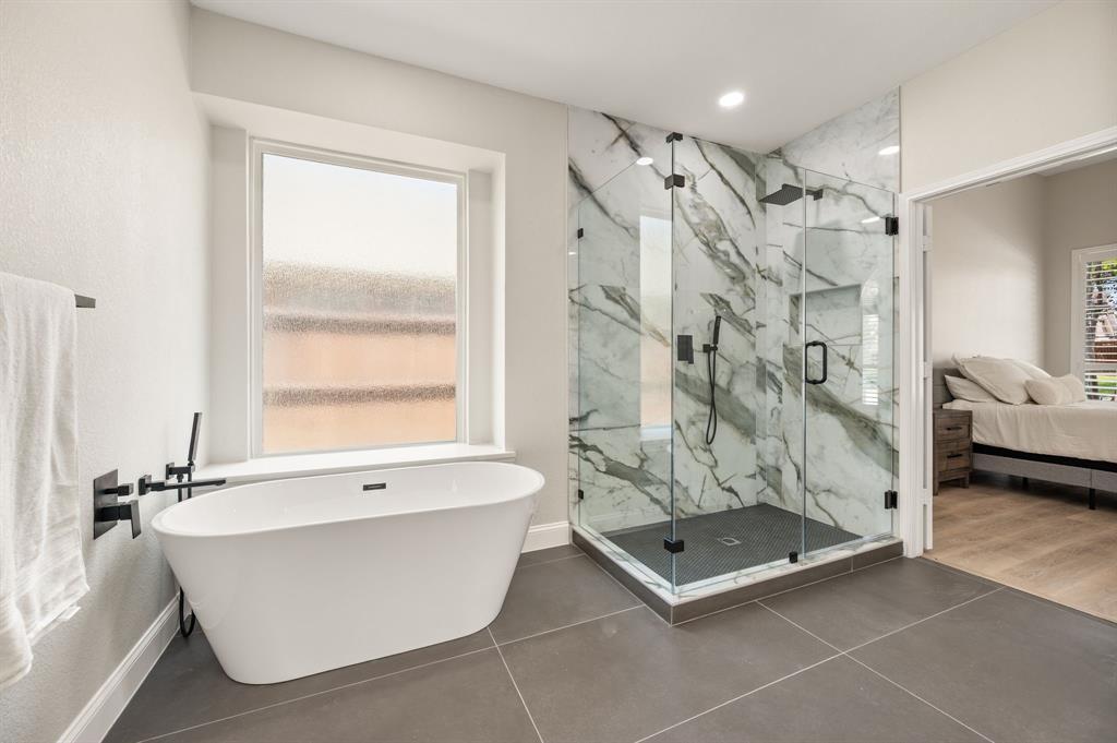 11207 Raveneaux Drive Property Photo 17