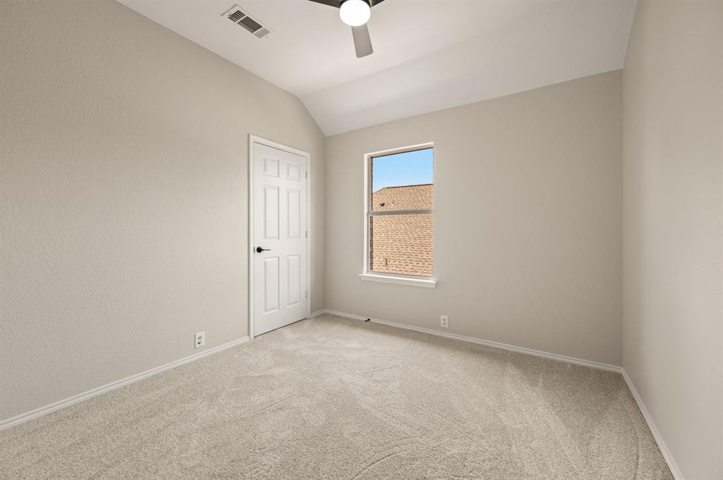 11207 Raveneaux Drive Property Photo 23
