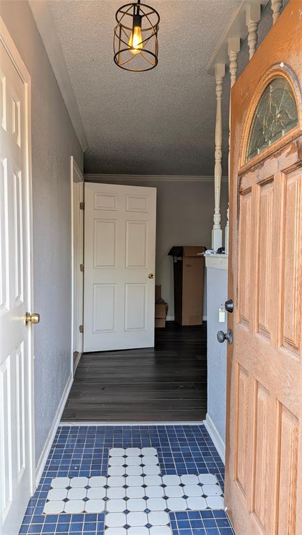 102 S Patricia Street Property Photo 2