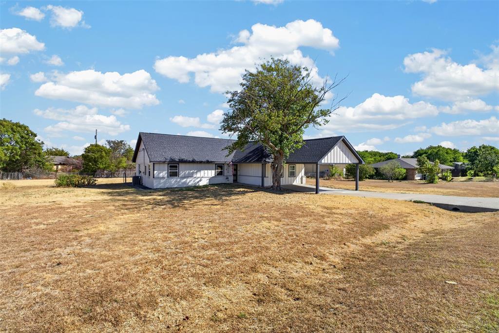 112 Spring Circle Property Photo 1