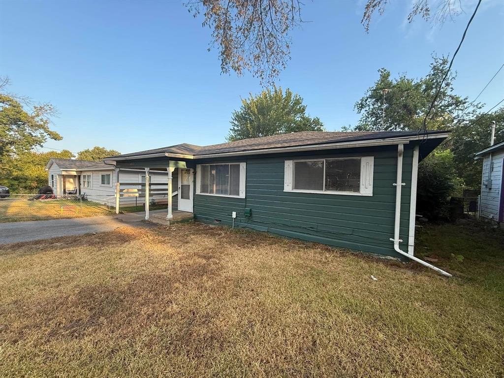 1055 W Star Street Property Photo 11