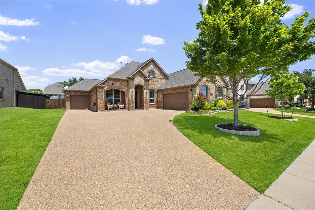 9902 Clubhouse Circle Property Photo 4
