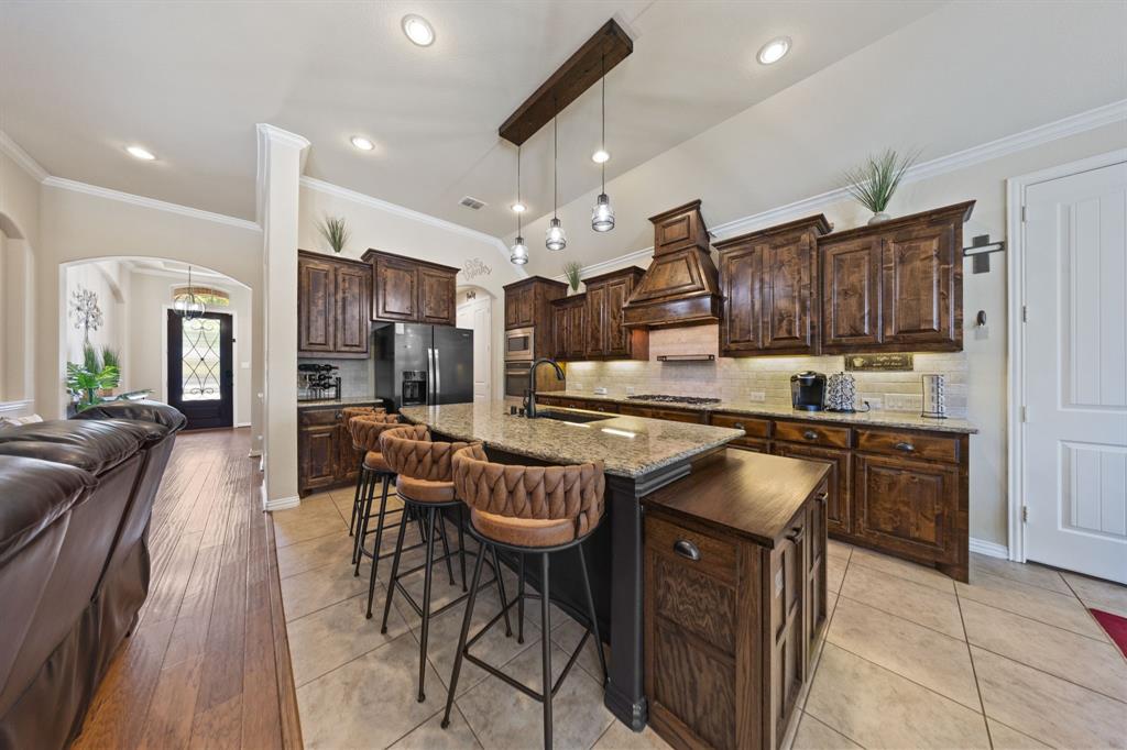 9902 Clubhouse Circle Property Photo 13