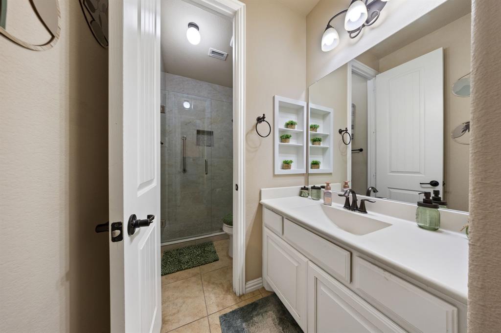 9902 Clubhouse Circle Property Photo 20