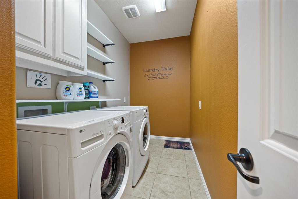 9902 Clubhouse Circle Property Photo 22