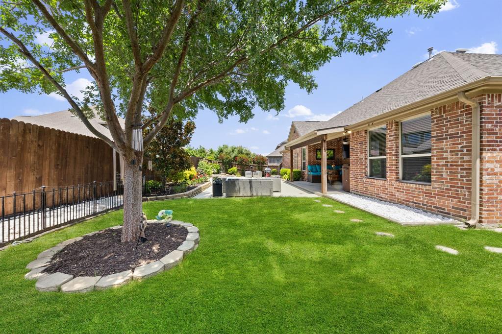 9902 Clubhouse Circle Property Photo 25