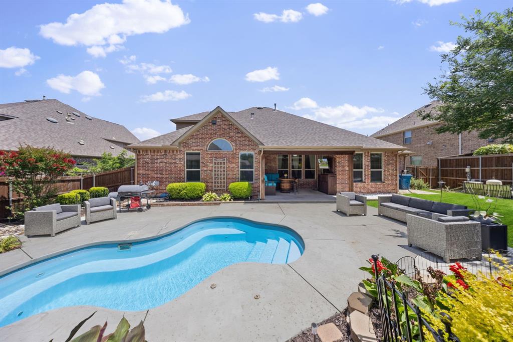 9902 Clubhouse Circle Property Photo 28