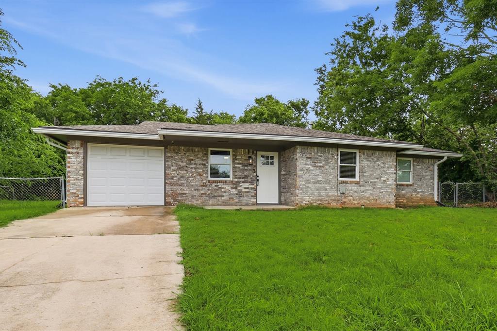 1701 Aster Street Property Photo 14