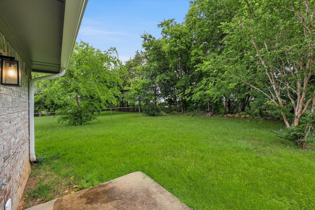 1701 Aster Street Property Photo 24