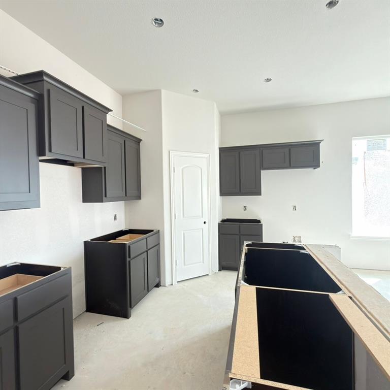 3408 Helena Street Property Photo 5