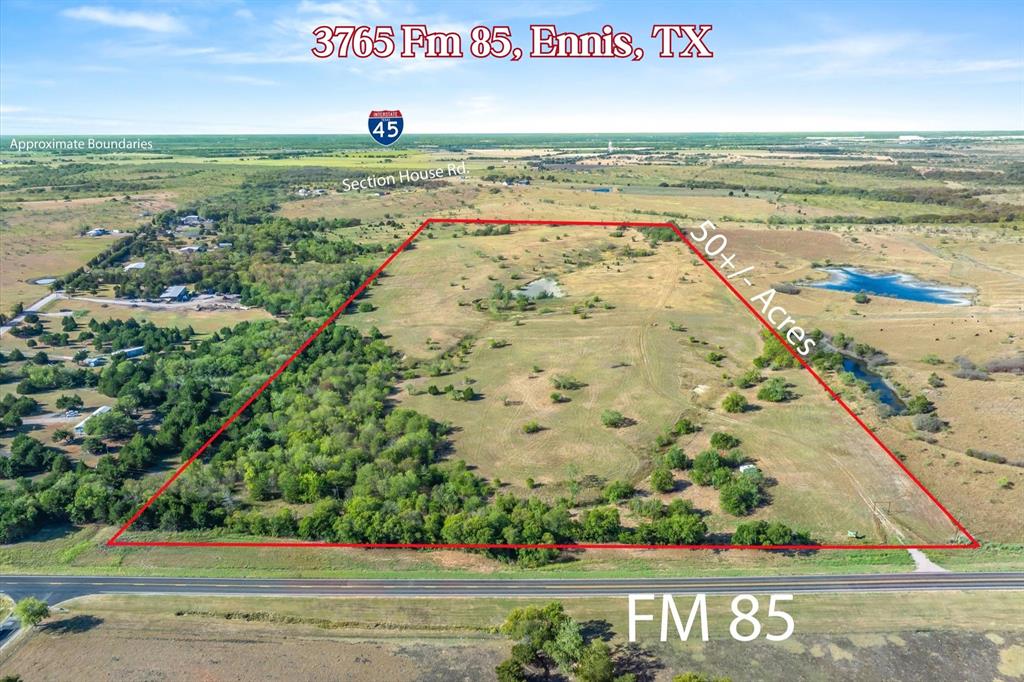 3765 Fm 85 Property Photo 1