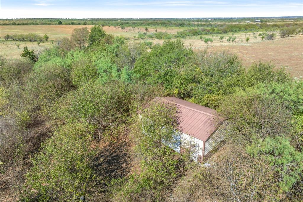 3765 Fm 85 Property Photo 4