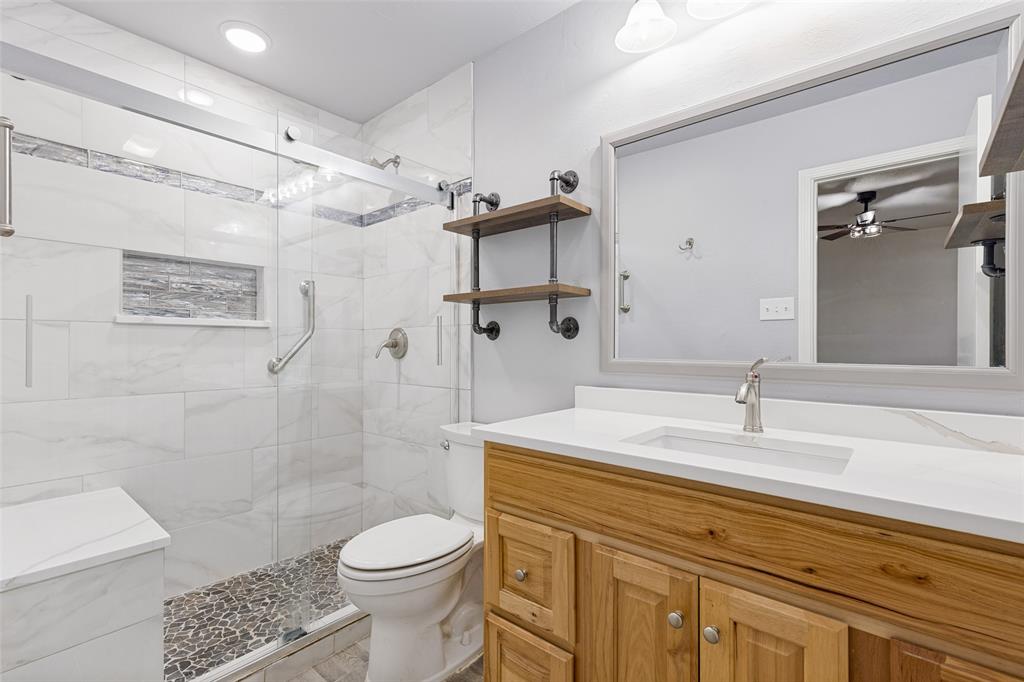 1519 Creekwood Lane Property Photo 17