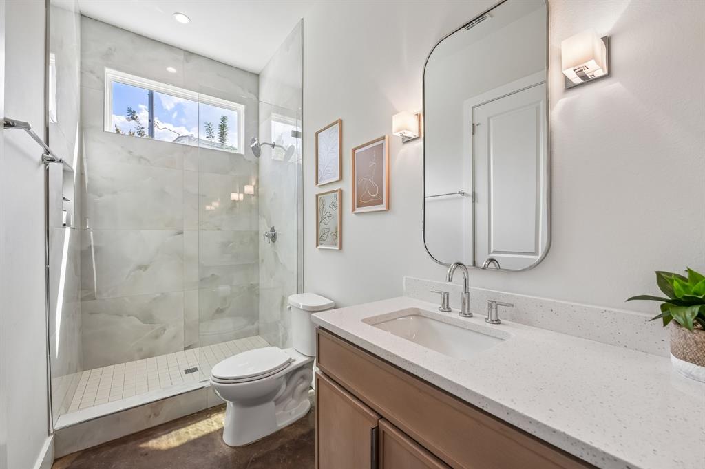 2403 Obenchain Street Property Photo 15