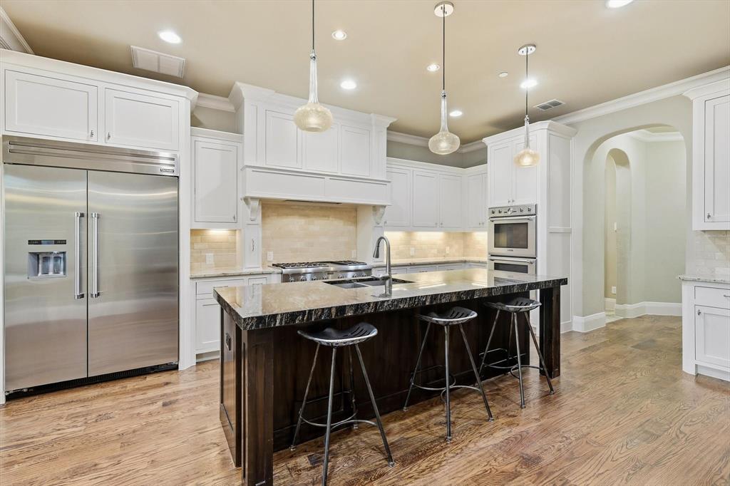 413 Saint Tropez Drive Property Photo 10