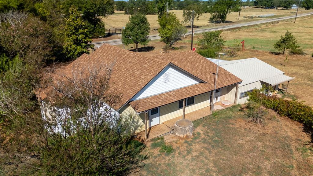 377 Fm 1521 Property Photo 2