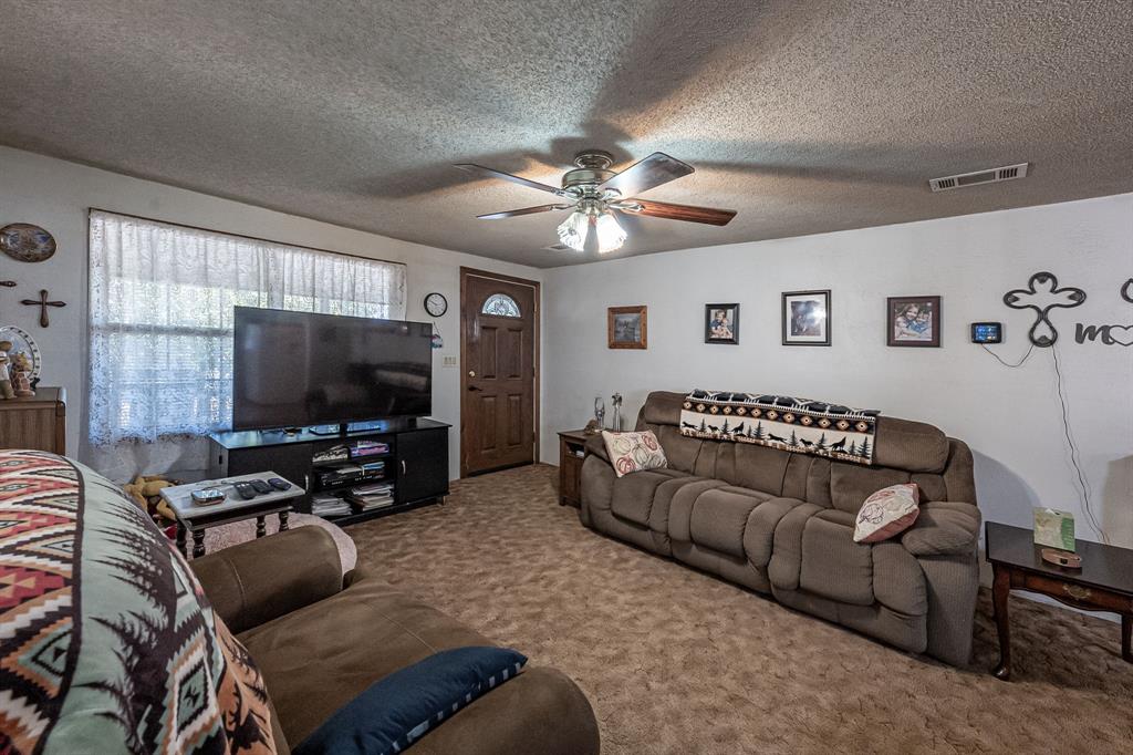 377 Fm 1521 Property Photo 12
