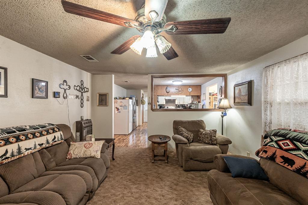 377 Fm 1521 Property Photo 14
